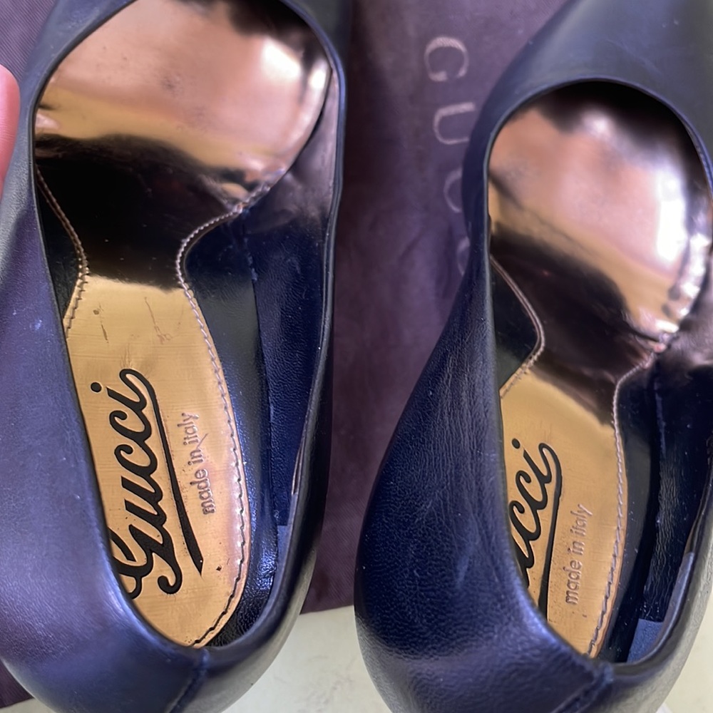 Vintage black Gucci all leather heels with dust bag and extra heel tops - Picture 16 of 16